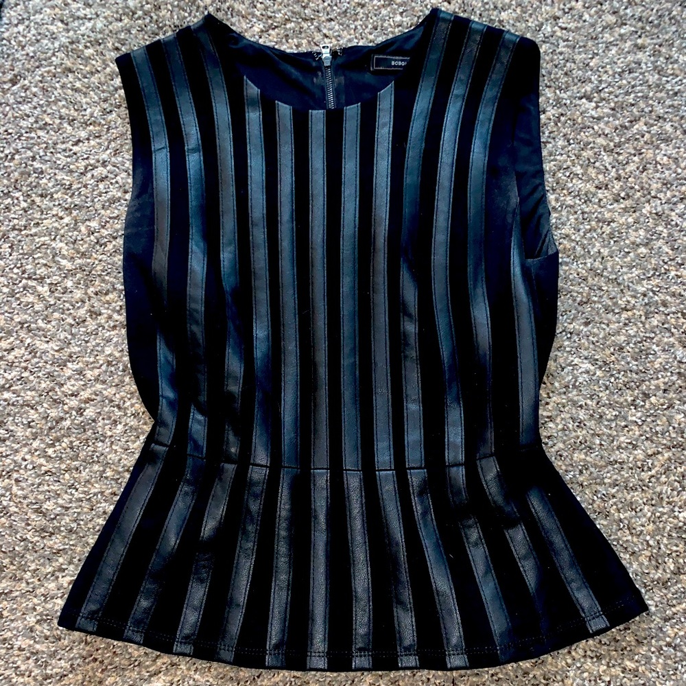 BCBG Generation blk faux leather stripped top-S